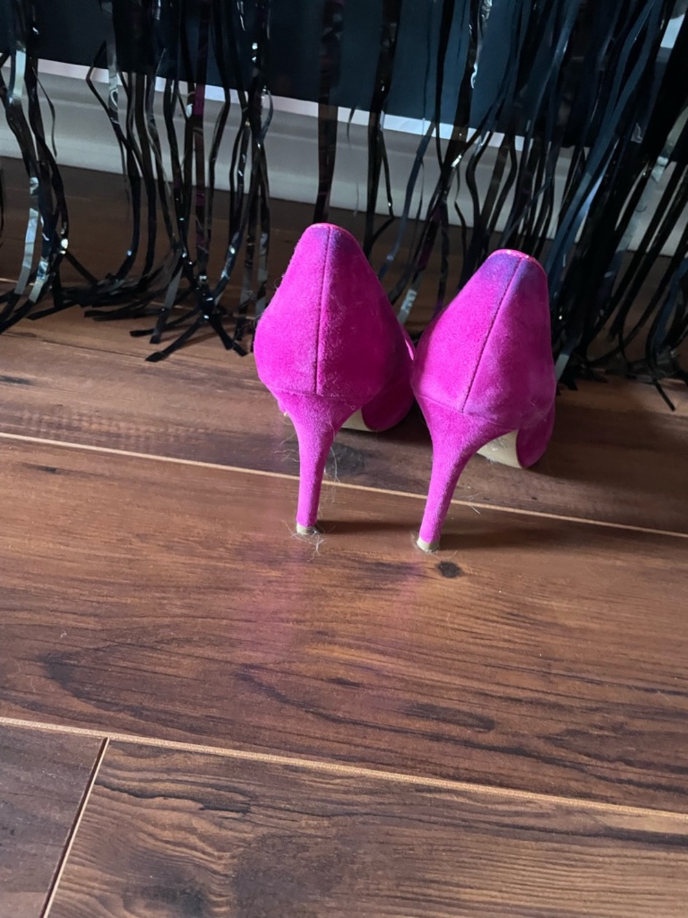 Women’s Fuchsia Suede High Heel Pumps Aldo size 7 round toe 1.5” - Picture 2 of 2